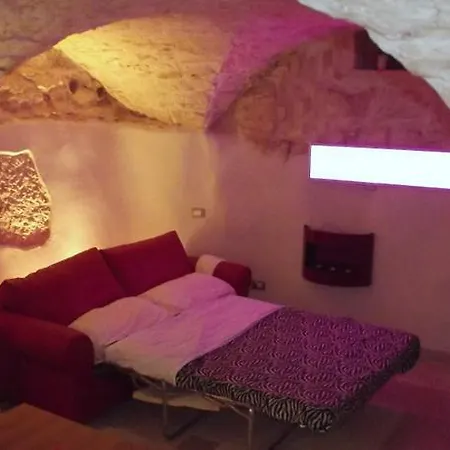 Grotta * 오스투니