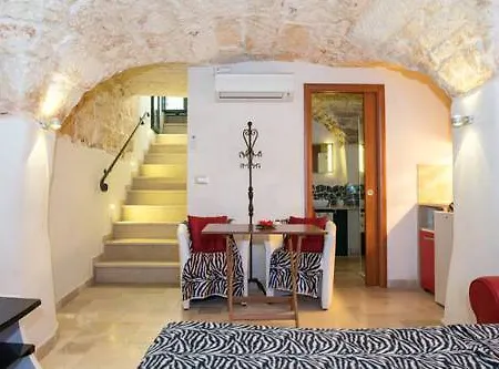 Grotta *
